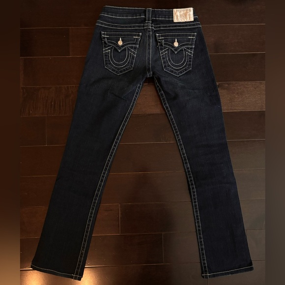 True Religion Jeans
Mid-Rise/Dark-Wash/Flared - Picture 3 of 4